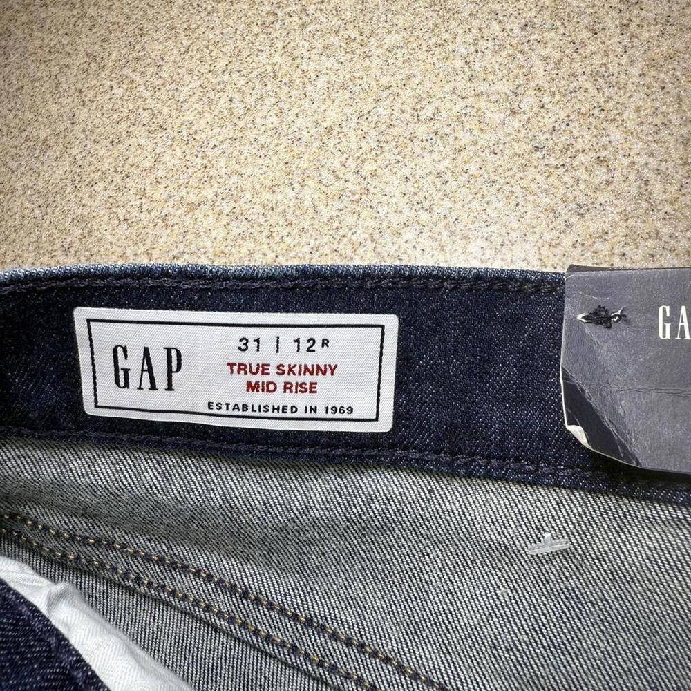 Gap NWT true skinny mid rise jean - Picture 4 of 5